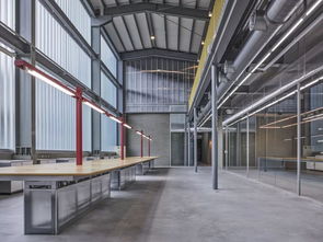 新作 30年老工厂改造,前卫冷艳的色感装置 x 水相设计 李智翔